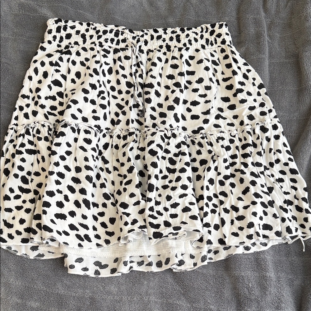 Elegant Black and White Women's Mini Skirt